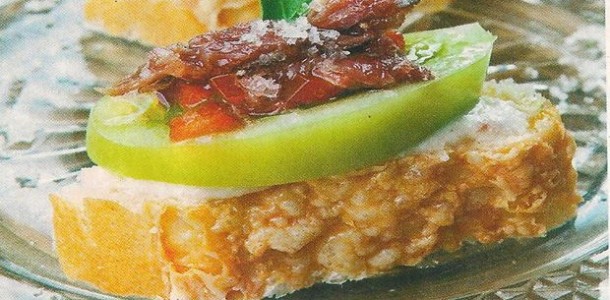 Brusquetta de aliche com tomate